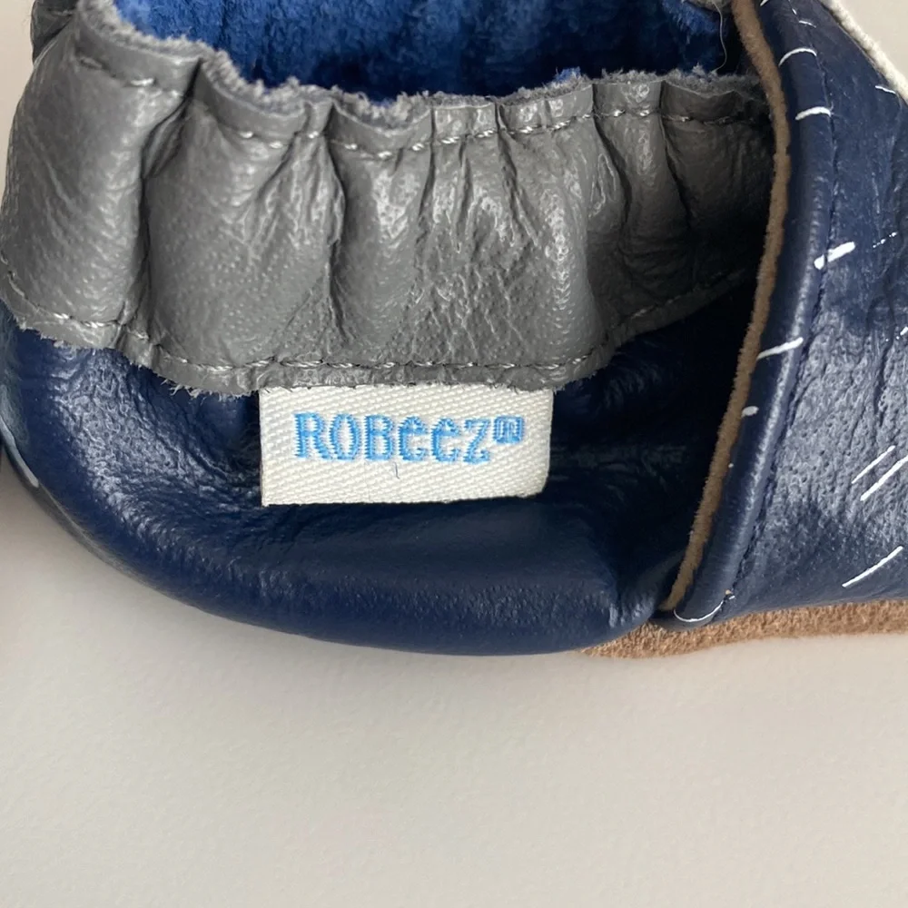 Robeez Star Wars R2-D2 Soft Sole Baby Shoes - Size 0-6 Months